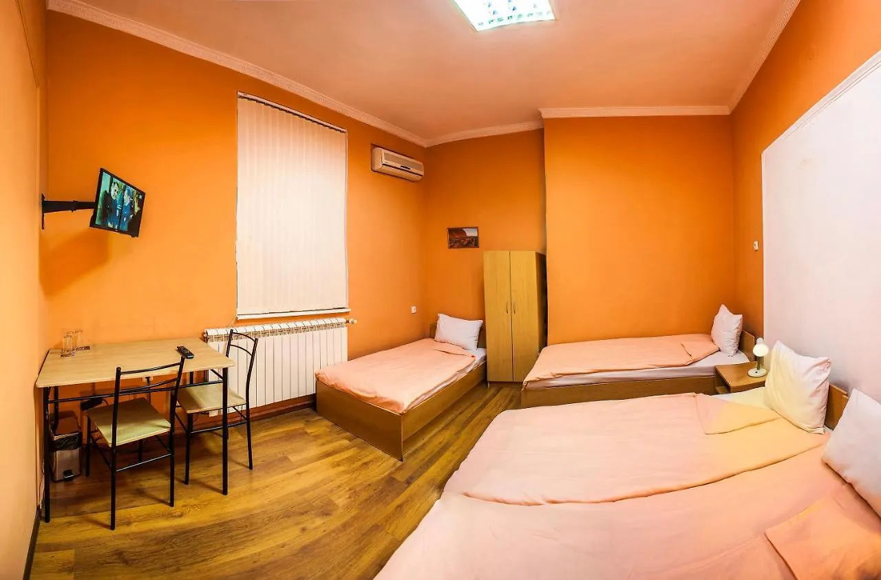 Ivani Guestrooms location